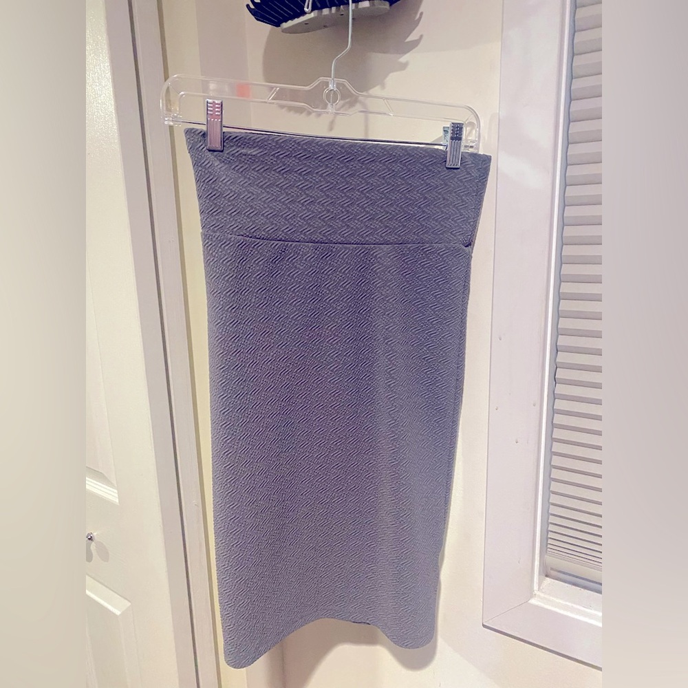 Fitted skirt